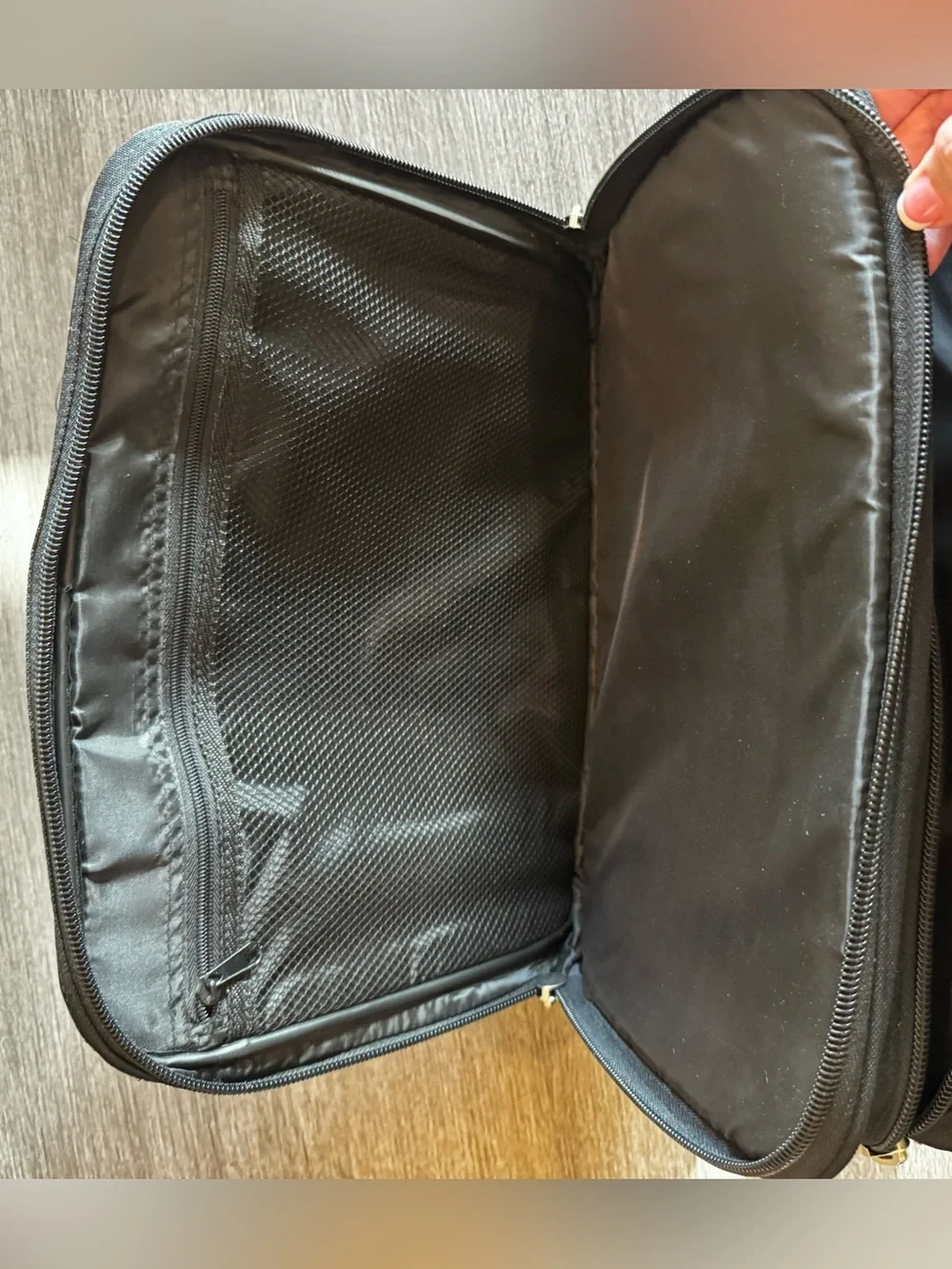 Black Laptop Bag-Briefcase with Shoulder Strap Multi-Compartment Work Travel Bag